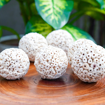 Natural Sola Wood Balls